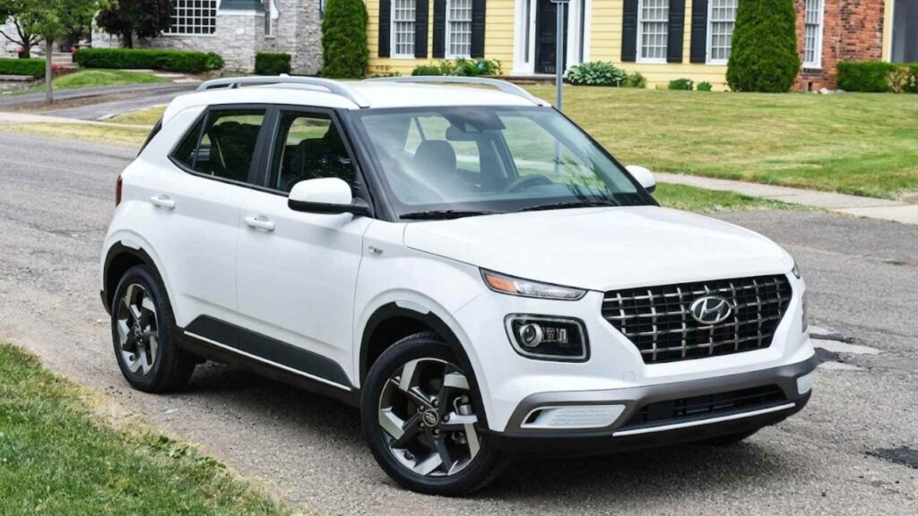 Hyundai Venue Price